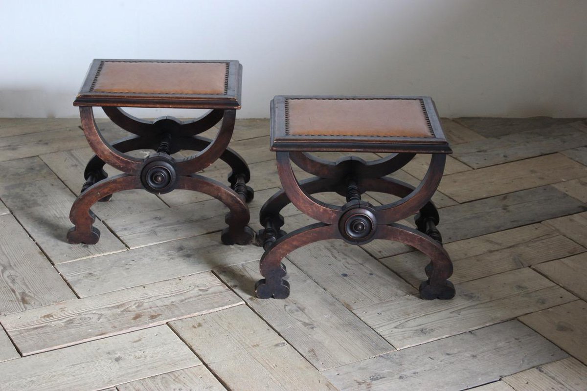 BrownriggUK's tweet photo. A pair of circa 1950s Spanish x frame stools upholstered in brown leather, that would also work as a side tables.
Price-£895
For more details visit-https://t.co/3qrbVklCzd
#stool #antiquestool #upholstered #leatherstool #antiqueseating #interiordesign #decor #antiquefurniture https://t.co/rwGbkBRDjT