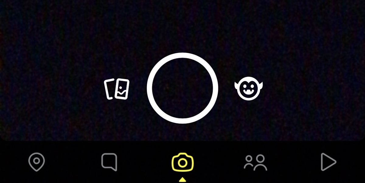 GretaReilly077's tweet photo. pretty cool that @Snapchat changed the icon to fit the Halloween spirit!! This has probably been up for weeks and I’m just seeing it now but still cool! Do you think @Snapchat should continue this with more holidays? #snapchat #Halloween https://t.co/xhjVLdXNei