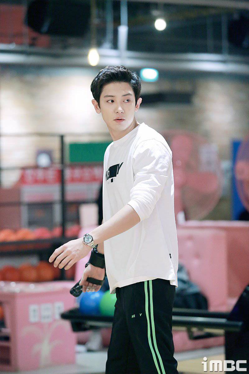 kaisbyy14's tweet photo. Sangat mudah membuat kebohongan menjadi fakta, tp sulit membuktikan kebenaran yg sesungguhnya. Jgn percaya dngn kata-kata org yg tak tahu apa-apa.<BBh
I will not believe what the rumors say I only believe the words of EXO members
CHANYEOL best boy

#SM_PROTECT_CHANYEOL https://t.co/8CQH1zD6ql