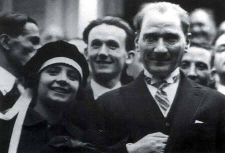 “Ey yükselen yeni nesil! İstikbal sizsiniz. Cumhuriyeti biz kurduk, onu yükseltecek ve yaşatacak olan sizlersiniz.” 

Cumhuriyet Bayramımız Kutlu Olsun! 
#29EkimCumhuriyetBayramı