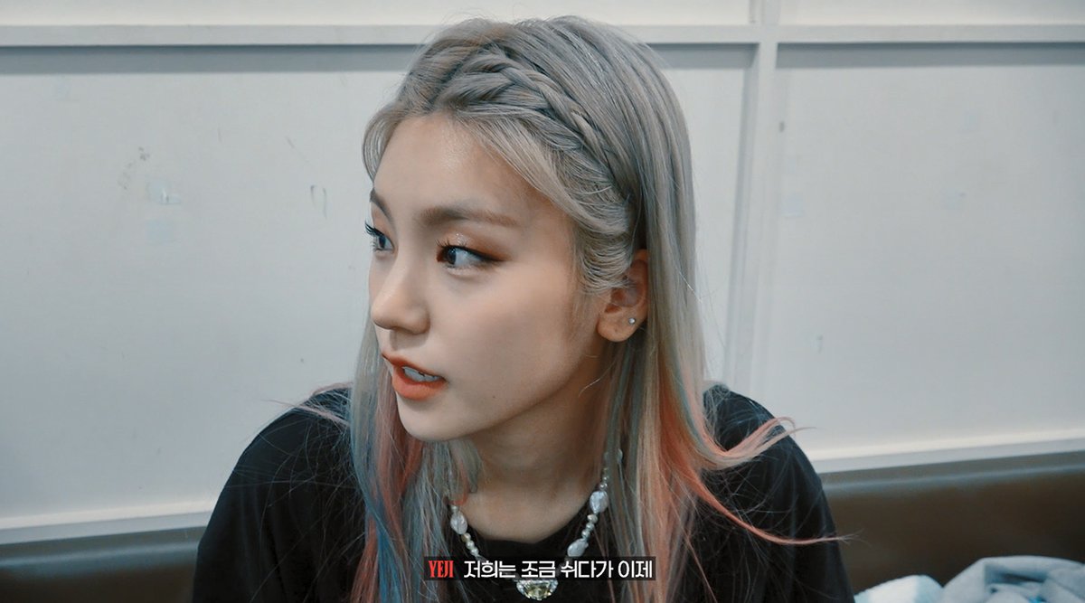 ITZYofficial's tweet photo. ITZY "Not Shy" BEHIND #6
https://t.co/5M3bX4QKPn

YouTube https://t.co/NDEwuE6ebp
Melon https://t.co/uzd2109NUI
VIBE https://t.co/bqRQrgL7GM

#ITZY #있지 @ITZYofficial
#MIDZY #믿지
#NotShy
#ITZY_NotShy https://t.co/uzFpvGAEln