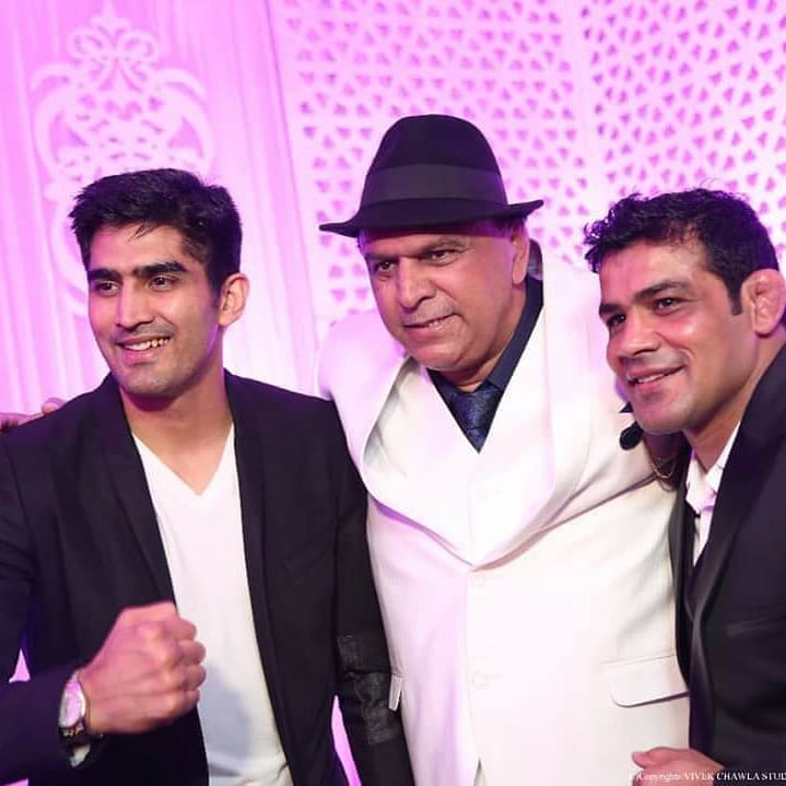 SatpalMahabali's tweet photo. Happy Birthday beta @boxervijender .. God bless you..!! https://t.co/QmVpwFE2t5