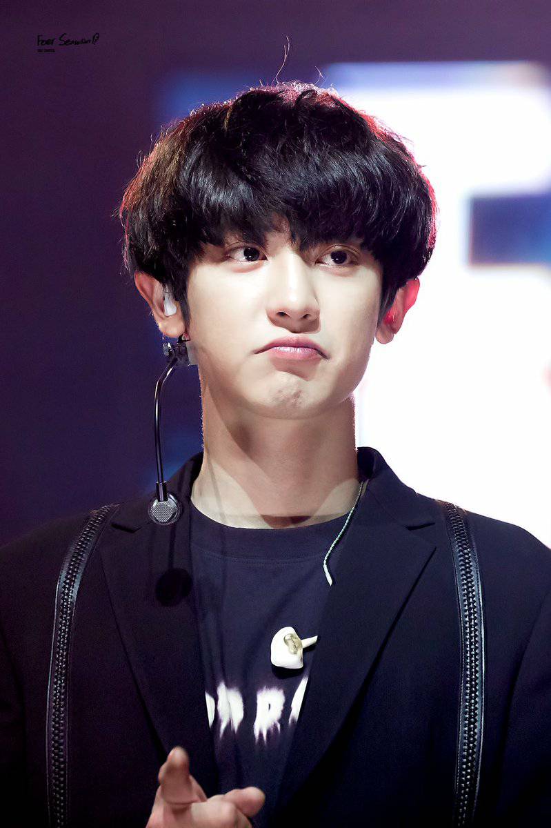 Chanyeol pouty baby