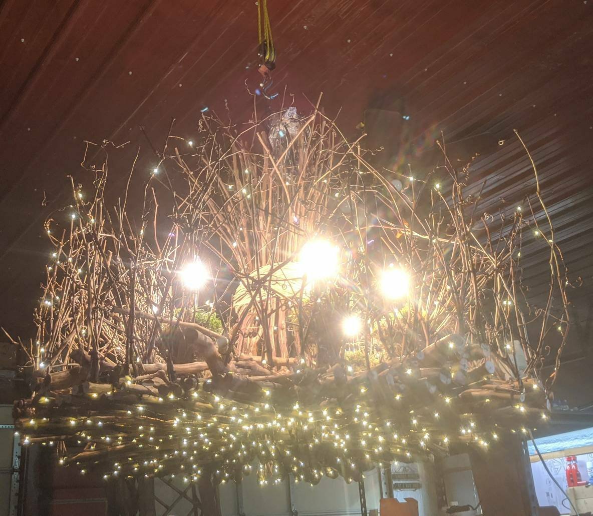 Exquisite grapevine chandelier#etsy shop: The Castle Rock - 6 + 1 Twig Light - Rustic Grapevine Chandelier - Down Light - 500 leds - Branch Light Fixture -Click Learn more about item #etsy #entryway #branchchandelier #rusticchandelier
 etsy.me/3jBGVB1