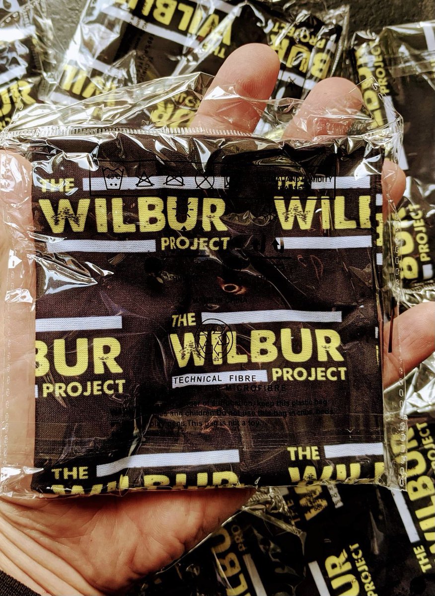 wilbur_project's tweet photo. Brand new Merch for crazy times. @wilbur_project Snoods £4 each available from any of us, Get in touch if you want one. Folks are saying we’ve never looked so good... 😷🤣👍 #thewilburproject #snood #newmerch #rutlandrhythmandblues #facecovering #fourquid #oldschoolpubrock https://t.co/k1GNgUdqx4