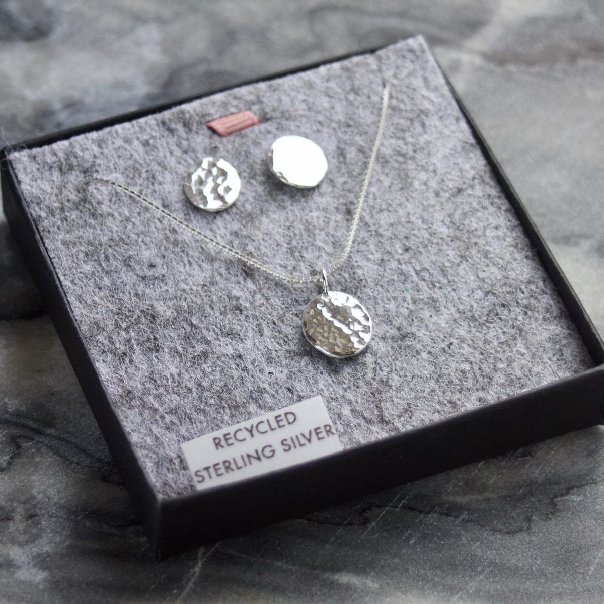 Putting together some different sets for this weekend's <a href="/teagreenevents/">TeaGreenEvents</a> online marketplace. Buy together as a set and save on buying separately...
Easy gifting, recycled silver &amp; handmade in Scotland. 
What more could you ask for?

#easygift #jewellery #silver #recycled #gift