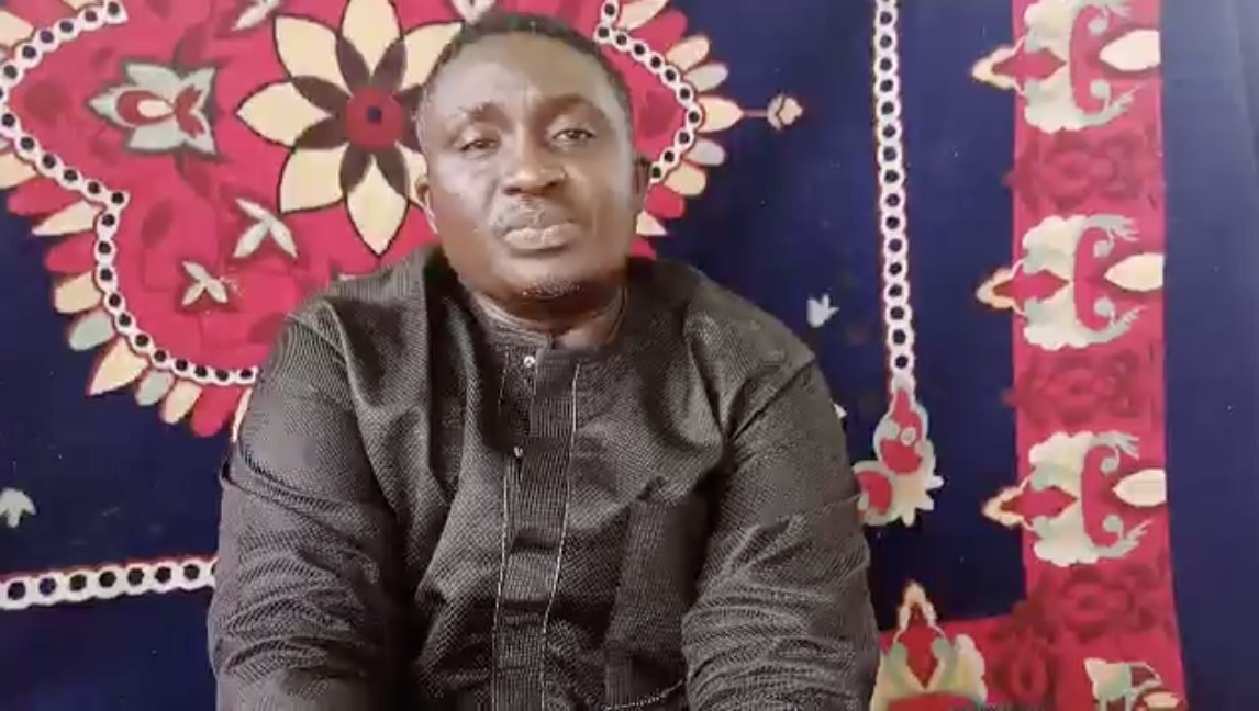 BREAKING: Missing Plateau Cleric Appears In New Boko Haram Video, Asks <a href="/NigeriaGov/">Government of Nigeria</a>, Church To Rescue Him, Two Other Women | Sahara Reporters bit.ly/35Ip2f5