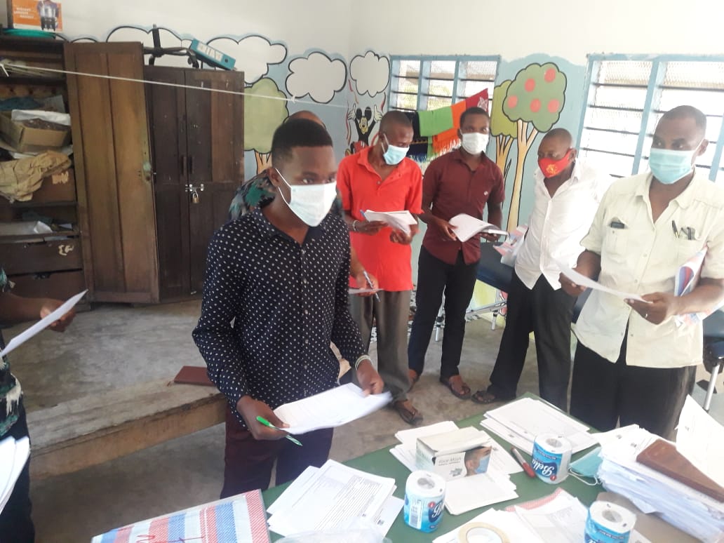KenyaNtd's tweet photo. Team 4 training SHELLA  WD CHEWs  at King Faad  Hospital Lamu Island.
During Granular Mapping of Schistosomiasis and STH https://t.co/xnGBQYEibn