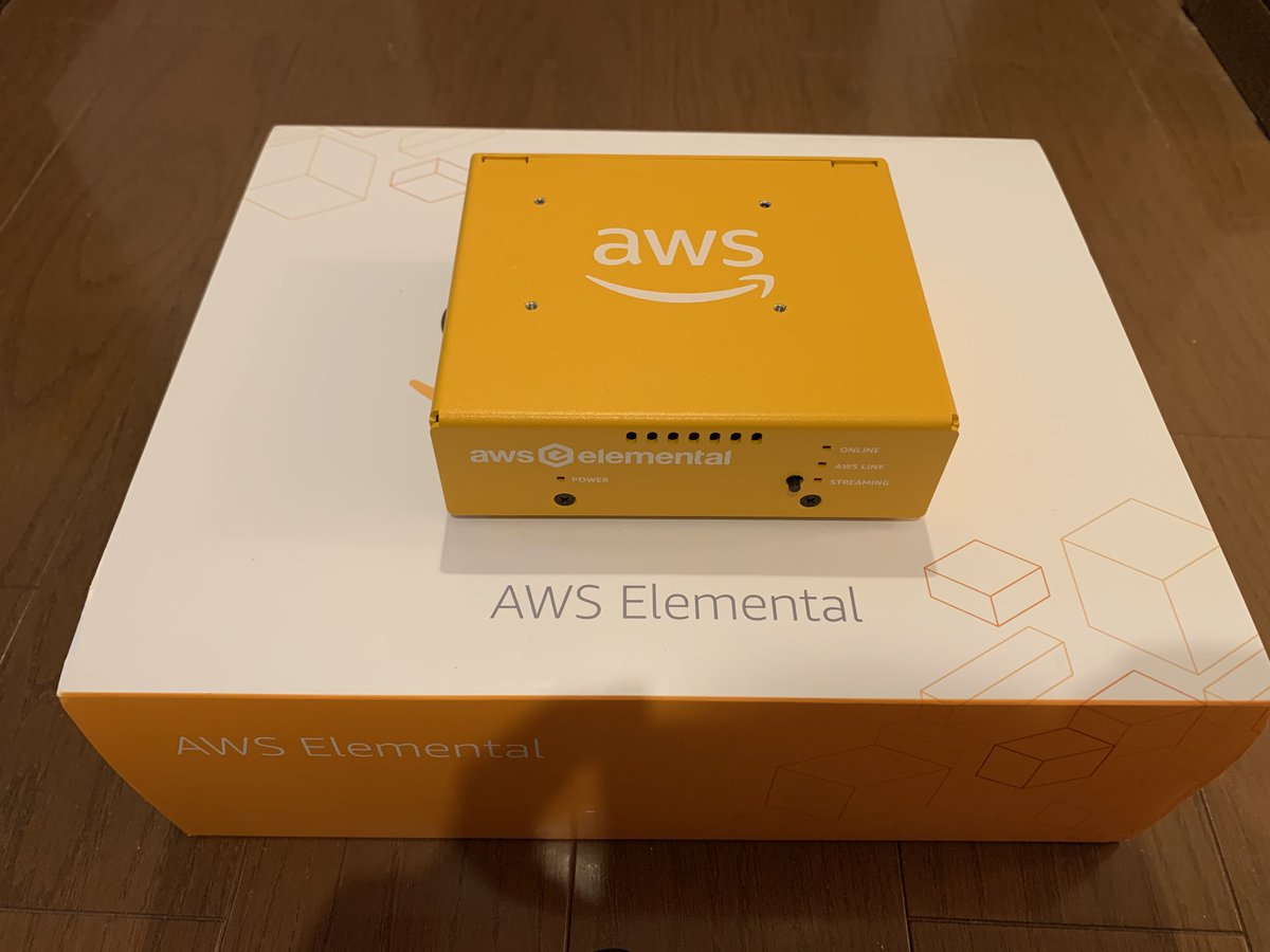 Koji_Oyama's tweet photo. Just delivered. Welcome to my home! #AWS #ElementalLink

UPSの配達員に玄関先で関税支払い求められ、現金手元になくて、コンビニまで走ったよ🤣カード使えるようにしておくれ https://t.co/G1FkFT052L