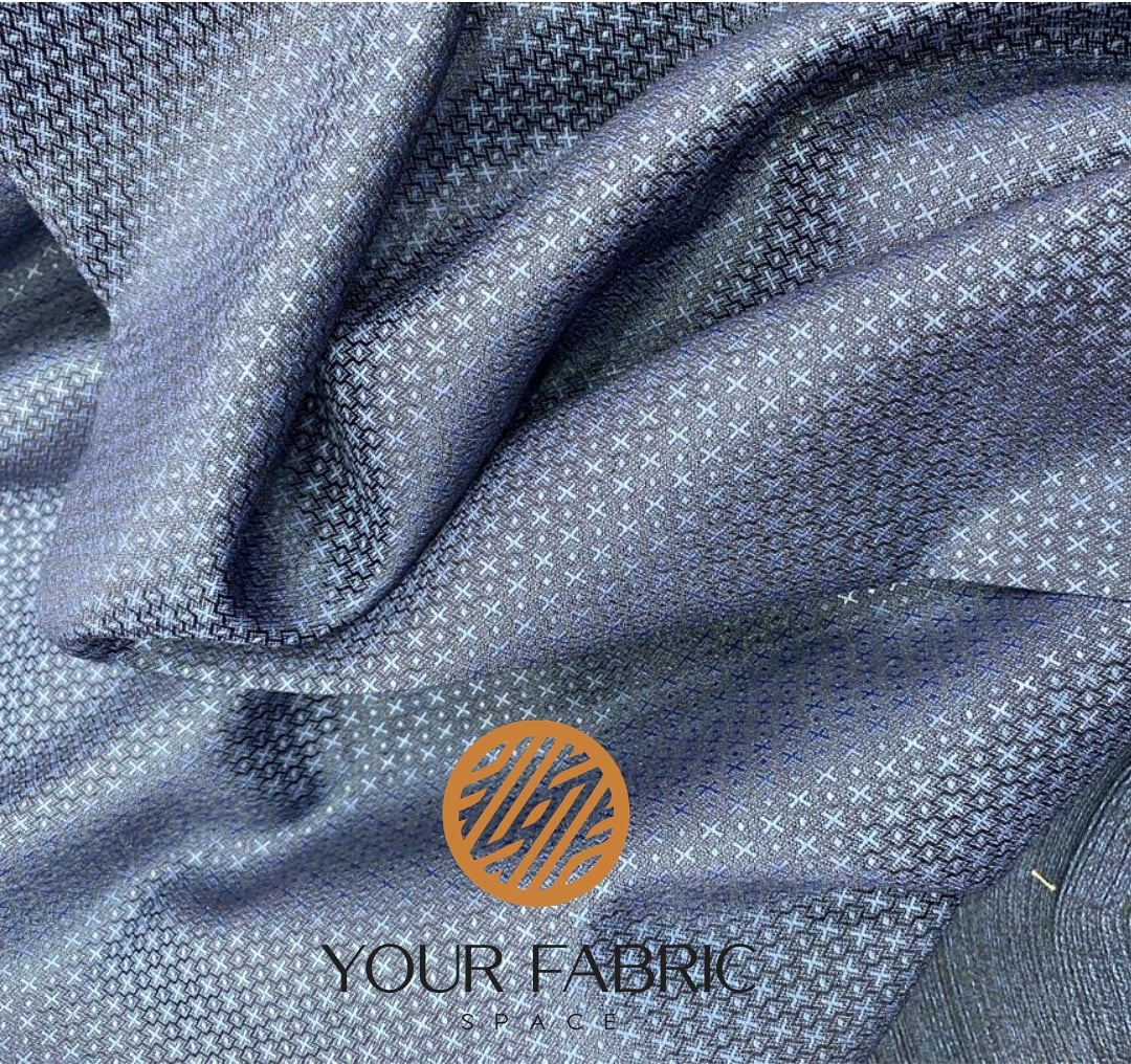 YourFabricSpace's tweet photo. You would agree with me that Life is too short to wear boring fabrics and caps.😂😂
We are 'sui generis' (one of a kind).❤❤
You want that unique style? 
Send us a DM or 08060772586.

And FINALLY!  PLEASE RETWEET.🙏
#yourfabricspace  #qualityfabrics
#lekkiphase1 #bornocaps https://t.co/B4nYlWTNAW
