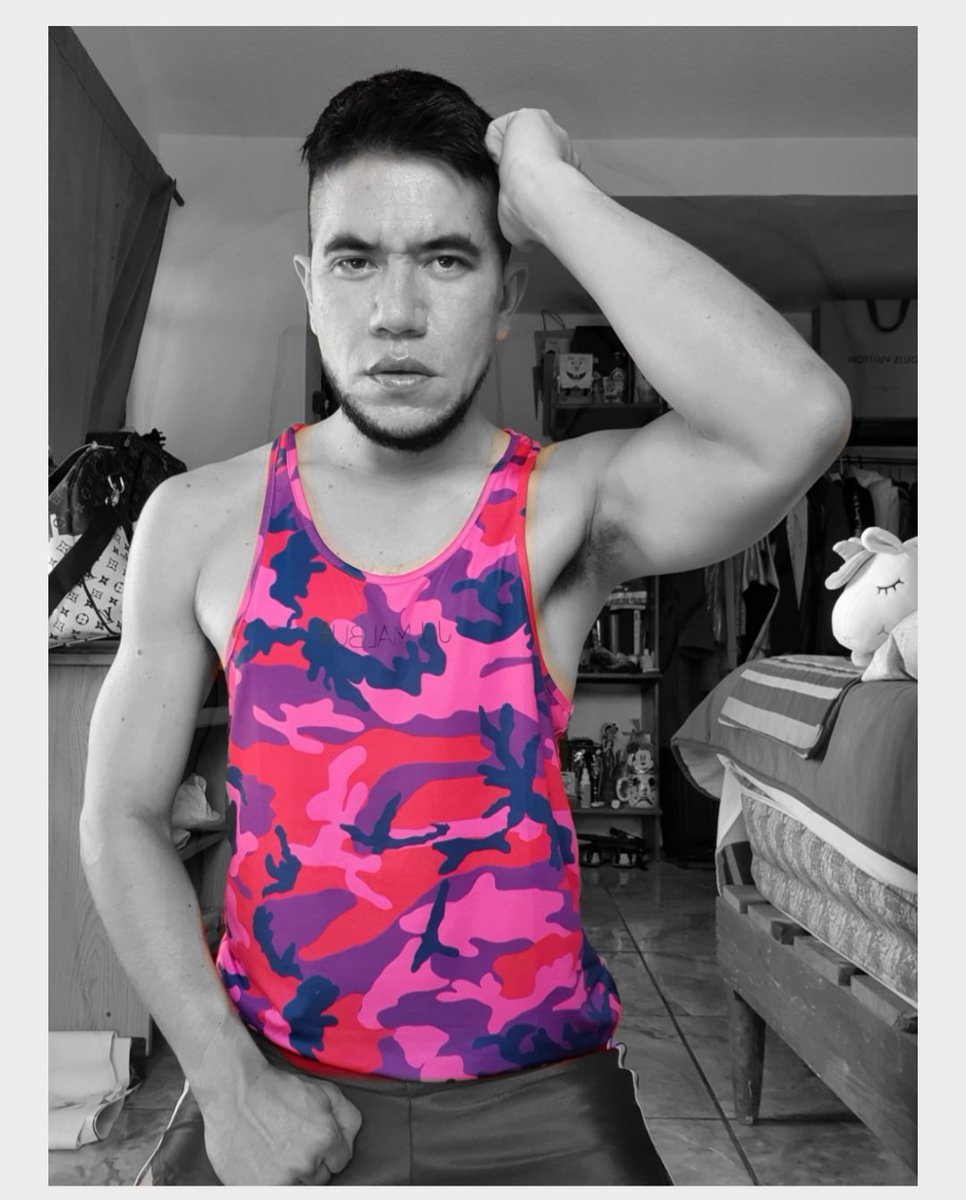 🎀 On wednesdays we wear pink.! 💖 #onwednesdayswewearpink #octubrerosa #cancerdemama #breastcancer 🦄 https://t.co/KfsNOkp0CI