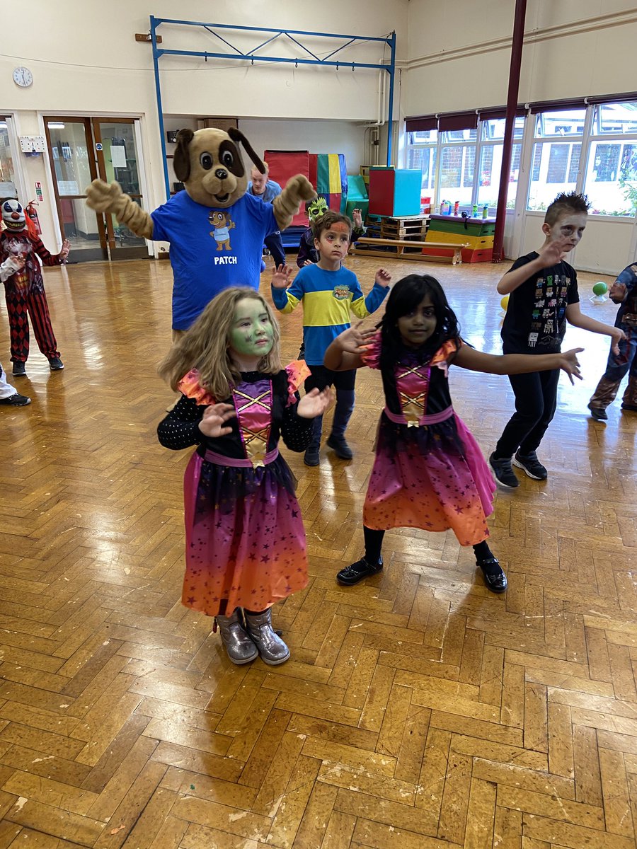 Funweeks! tweet media