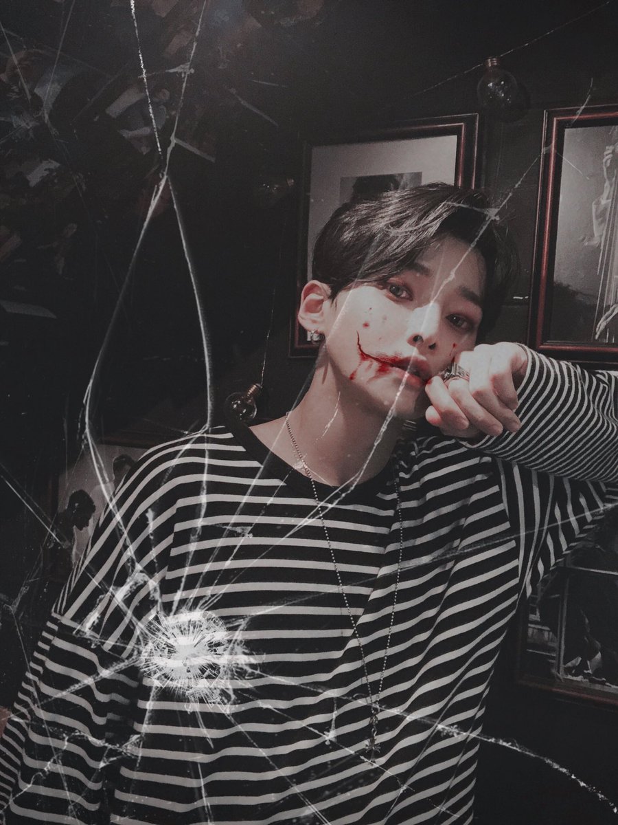 seongriOFFICIAL's tweet photo. [#브이라이브]
🔮Trick or treat?
할로윈이니까....🍄생방송 고고?!

10월 30일(금) 저녁 7시 30분
<성리와 함께 해피할로윈>

#성리 #김성리 #브이라이브 #vlive #생방송 #할로윈 #C2K https://t.co/zjLSSUha1i
