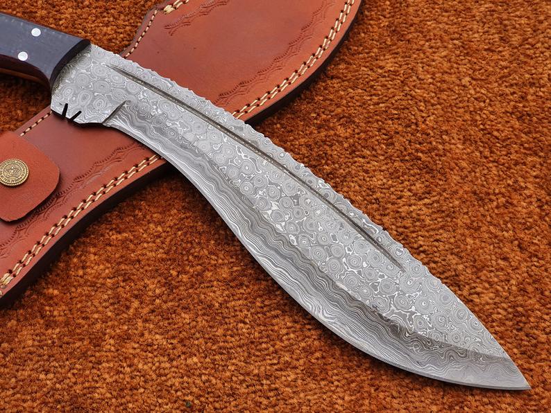 KniferZone's tweet photo. $75 Handmade Damascus Steel Hunting Kukri Knife πͺ with Leather Sheath.
#hunterxhunter #handmadewithlove #kukriknife #knives #wood #damascusknife #hunter #handmadeknife #knifeshop #knifelovers #knifeguy #knifeforsale #knifecollection #blades #campinglife #knifecrime #knifemakers https://t.co/Li6rWMKFMt