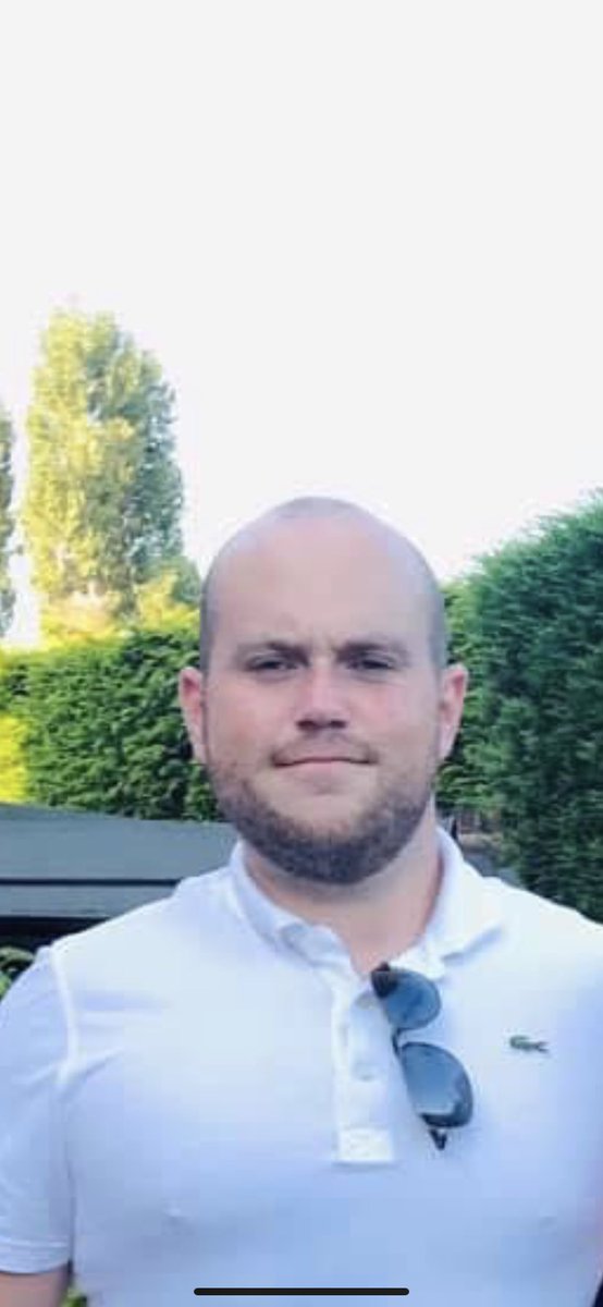 DoorsMargery's tweet photo. Next up is Rich Morgan, I’m not quite sure what he is. Player or coach. The only thing that has been put forward to me is that he is the the best passer of the ball, best in the air the reindeer has to offer. This is no surprise as he also plays Saturday football.
@ReindeerFC https://t.co/a225UUavP9