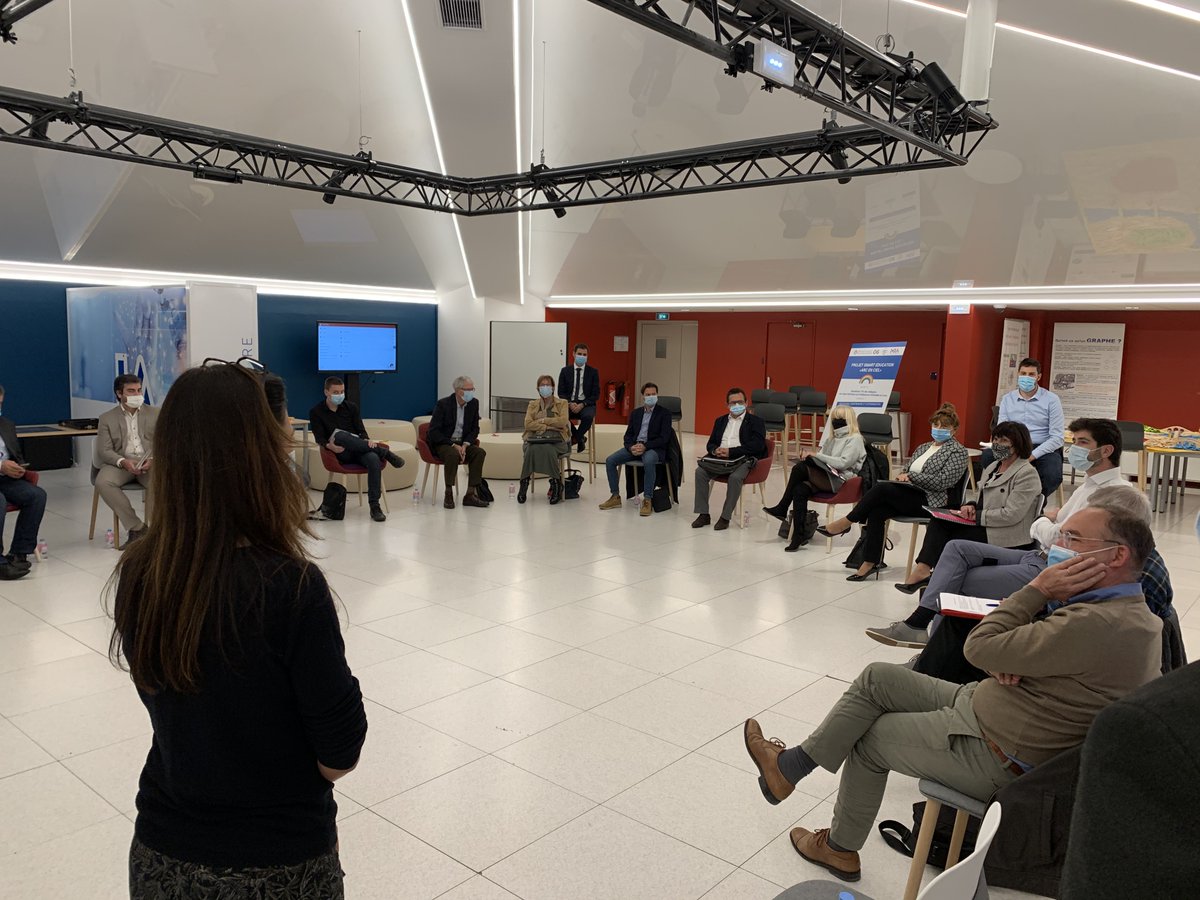 SICTIAM_FR's tweet photo. 1er atelier de travail de #cocreation et #rencontre collaborative avec nos adhérents à la @Maison_IA #Collterr #mutualisation #numérique #innovation #proximité https://t.co/pBAHh8Vs7F