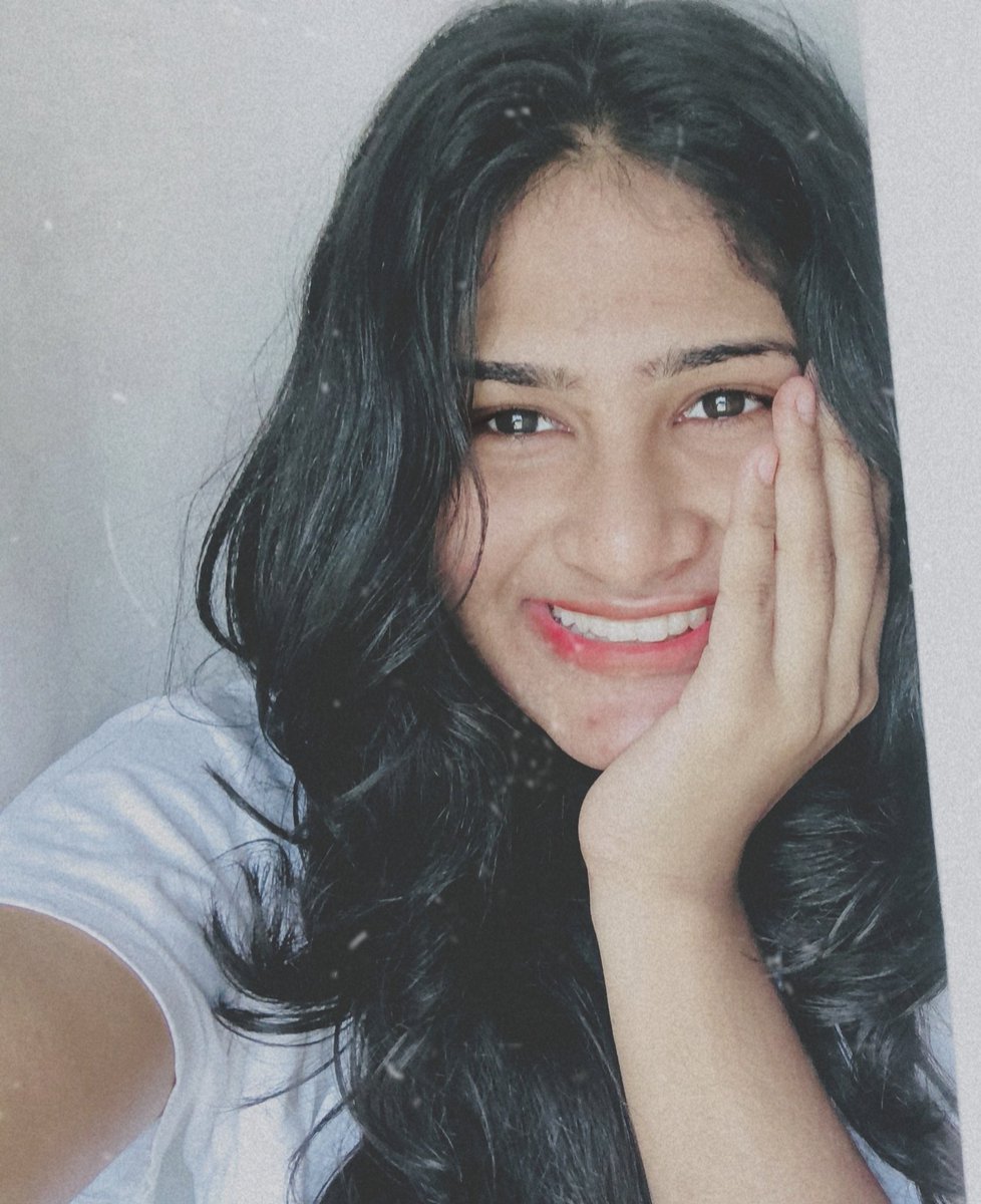 NamyaNim's tweet photo. 💫✨𝐒𝐡𝐚𝐫𝐞 𝐭𝐡𝐞 𝐬𝐚𝐦𝐞 𝐯𝐢𝐛𝐞𝐬 𝐰𝐢𝐭𝐡 𝐦𝐲 𝐟𝐚𝐯𝐨𝐮𝐫𝐢𝐭𝐞💫✨

𝚕𝚘𝚟𝚎 ❤️ 𝚢𝚘𝚞❤️ @khundin_  ❤️
𝚂𝚝𝚊𝚢 ☺️𝚑𝚊𝚙𝚙𝚙𝚢 😊#alwayswithearth #khundin #Earthlings https://t.co/aPTvG5SQu0