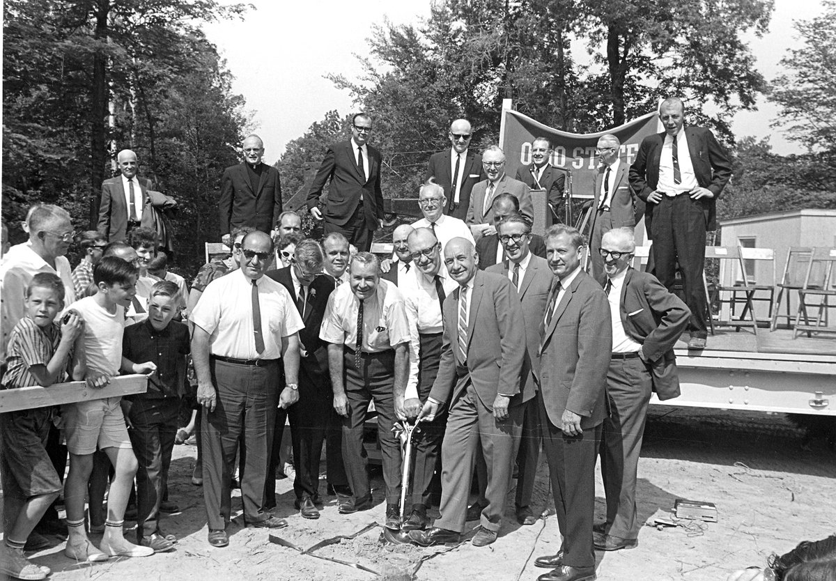 OhioStateLima's tweet photo. This #ThrowbackThursday we are sharing the first building on the #OhioStateLima campus. With over 50 years of memories, we’d love to hear one of yours! What do you fondly remember about Galvin Hall? https://t.co/44KNNsoz1K