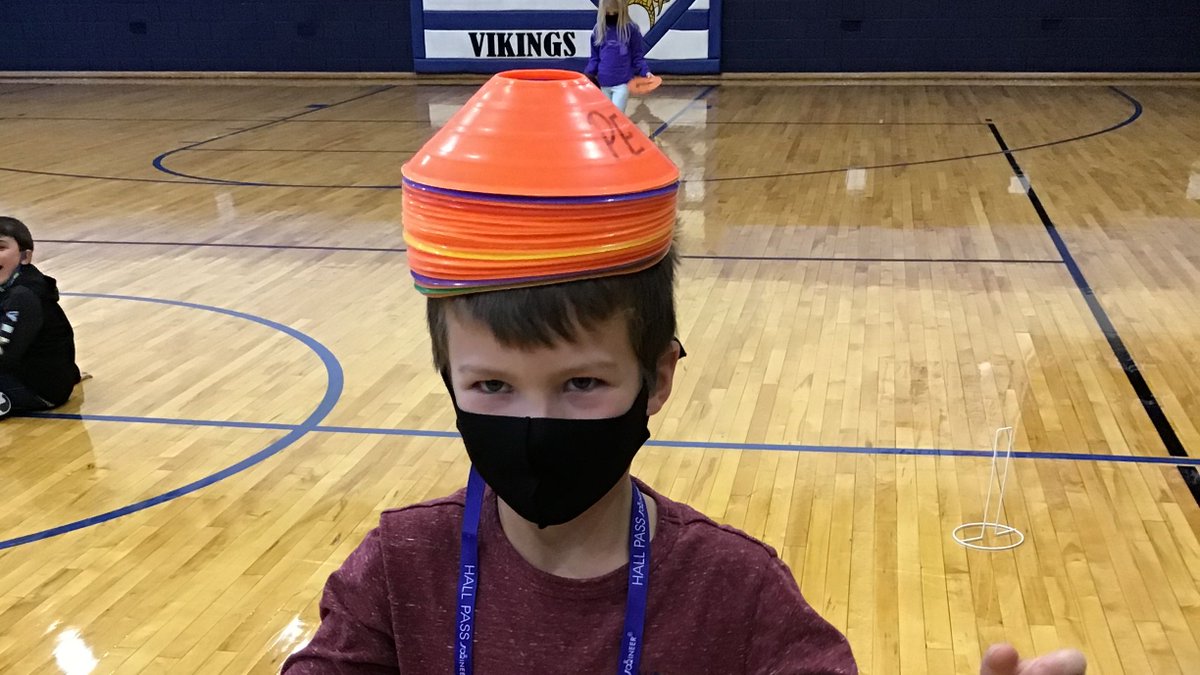 ColetteDethlefs's tweet photo. After reading the book "Caps for Sale" about a peddler balancing his caps, the students used PE equipment to be the peddler during their unit on balance in movement. https://t.co/3rPfY3Jsmy