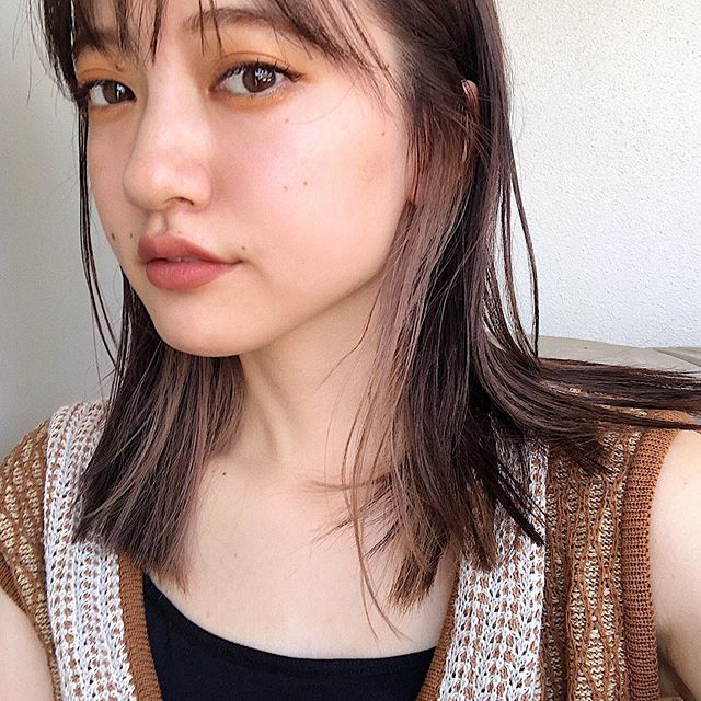 Mery マスクやアクセサリーで耳元がまとまらない そんな時に活用したい ぱつんとボブやイヤリングカラーなど4つのシンプルな ヘアスタイルをセレクトしました 明日のヘアアレンジの参考にしてみて 私を可愛くするヘアスタイル集 T Co