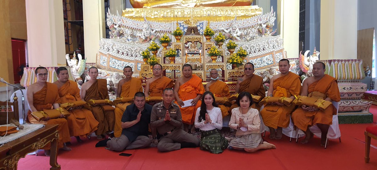 ๒๙ ตลาคม ๒๕๖๓ พ.ต.อ.กิตติ แสงศิริวุฒิ พร้อมข้าราชการตำรวจและผู้มีจิตศรัทธา ร่วมทอดกฐินตกค้าง ๙ วัด ณ วัดนารายณ์มหาราช วรวิหาร อ.เมือง จว.นครราชสีมา