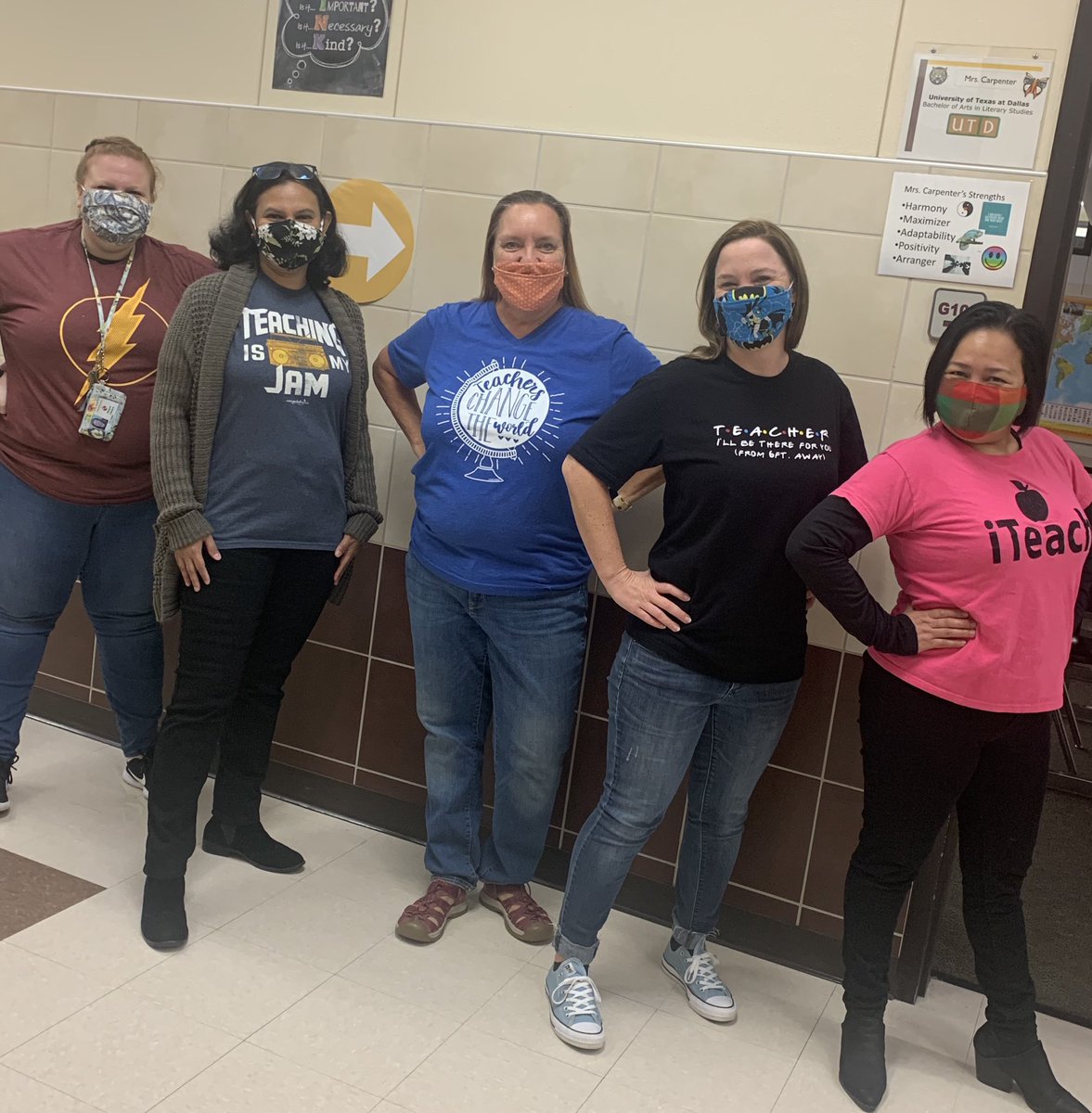 miri1168's tweet photo. Teachers are Superheroes! #RedRibbonWeek2020 @ottobobcats https://t.co/c7LKe93gHX