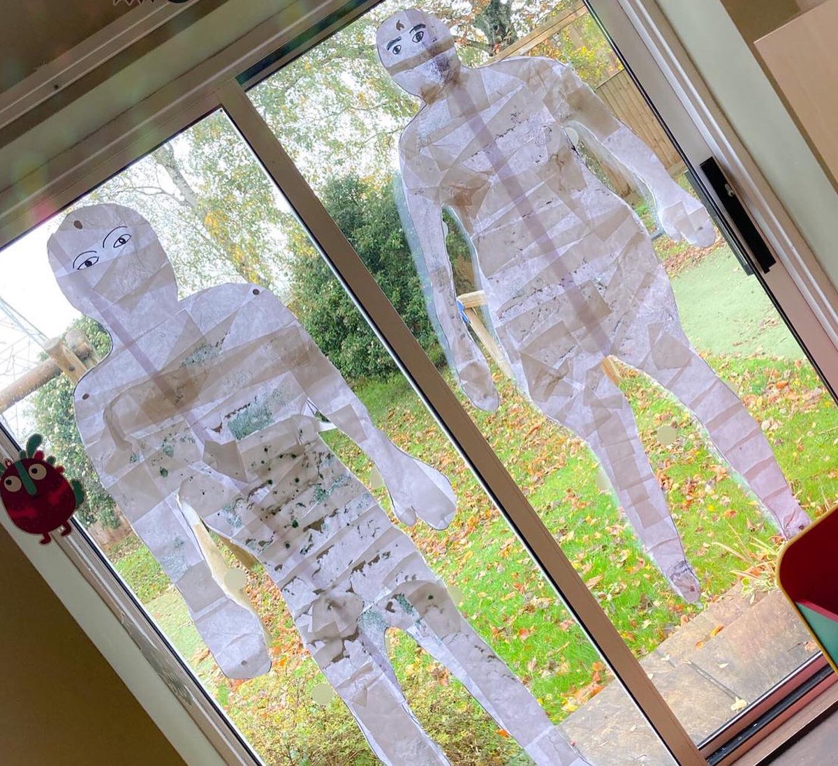 AutonomyGroup's tweet photo. It’s almost Halloween and across our services we’re getting excited for the spookiest day of the year 👻
.
.
#autonomylife #adultcare #childrencare #residential #autonomycare #littlehelpers #pumpkincarving #monstermash #halloweenfancydress #halloween https://t.co/Y4Am49GGMd