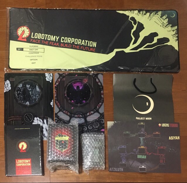 代行依頼してたハムハムパンパンのロボトミグッズが届きました ア