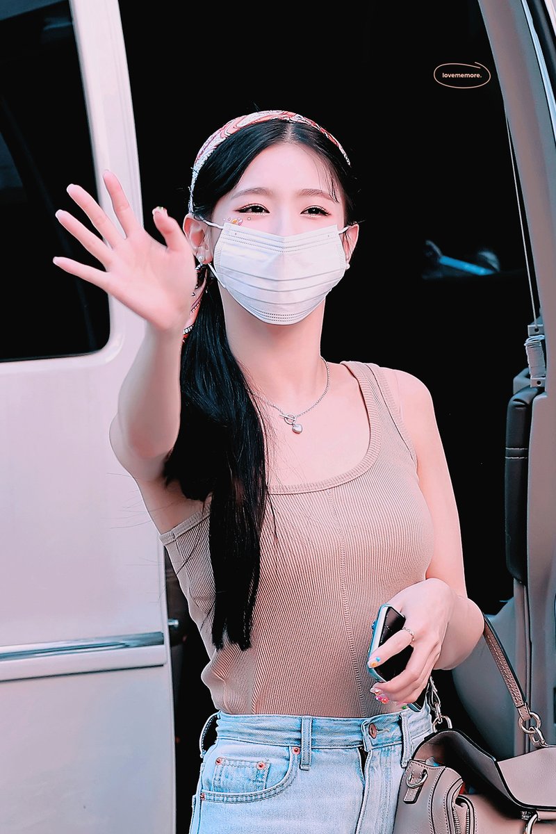 lovememore_my's tweet photo. 200823 👋🏻🧚🏻‍♀
#여자아이들 #아이들 #G_I_DLE #미연 #MIYEON https://t.co/KzS4Tx9WMM
