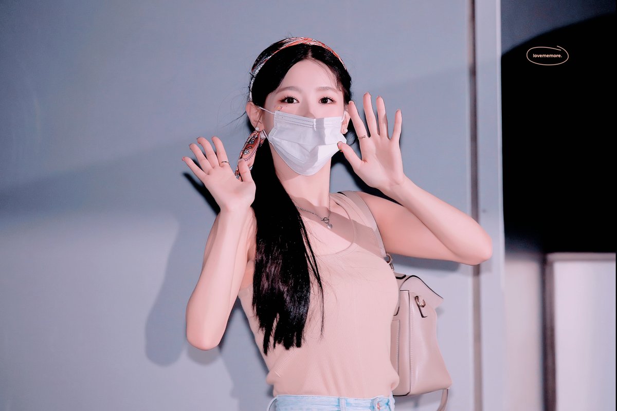lovememore_my's tweet photo. 200823 👋🏻🧚🏻‍♀
#여자아이들 #아이들 #G_I_DLE #미연 #MIYEON https://t.co/KzS4Tx9WMM