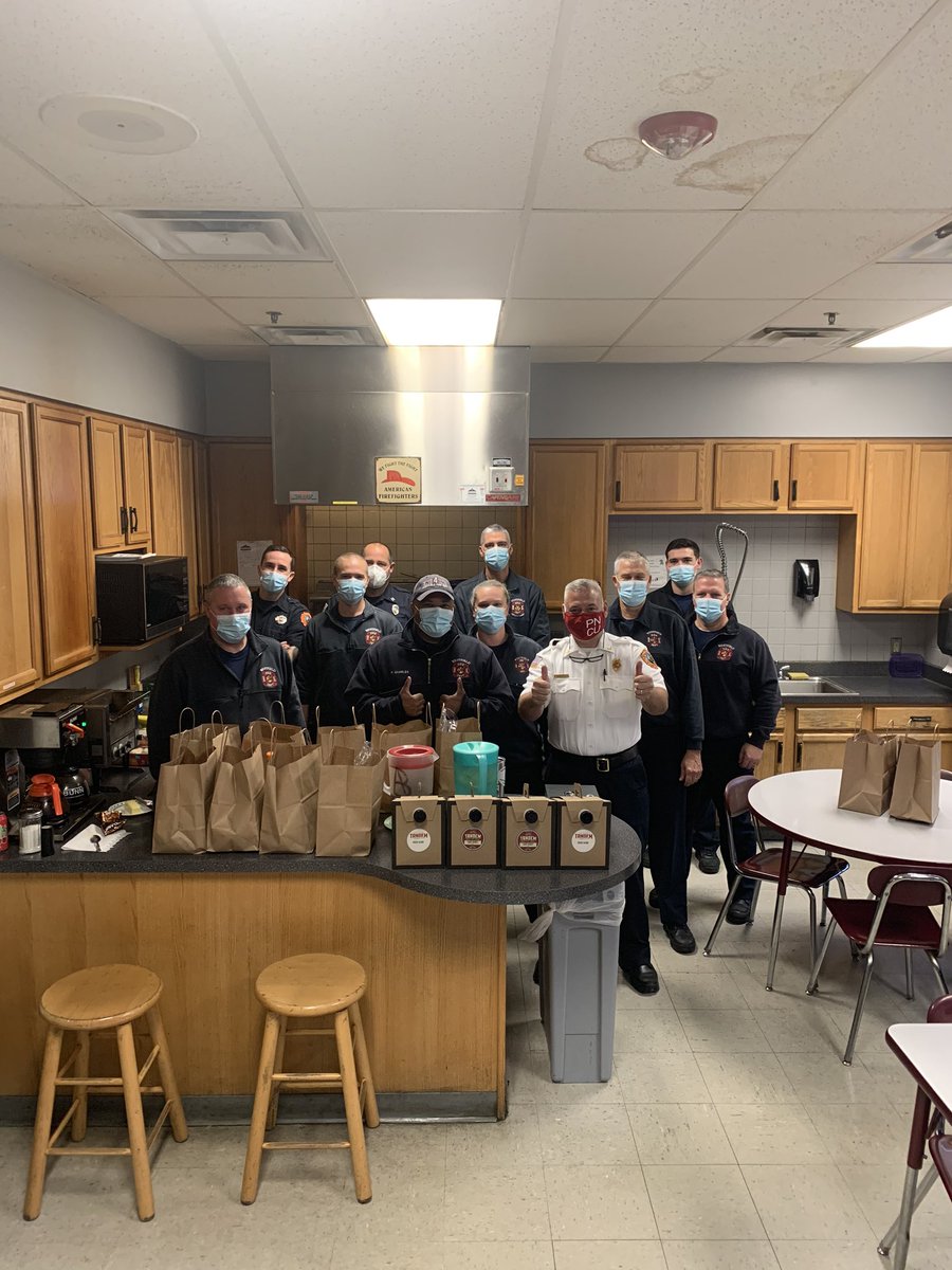 Thank you to the Polish National Credit Union @PncuCU for bringing the Westfield Fire Department <a href="/WfdLocal1111/">WFDLocal1111</a> breakfast this morning from Tandem Bagels!!!