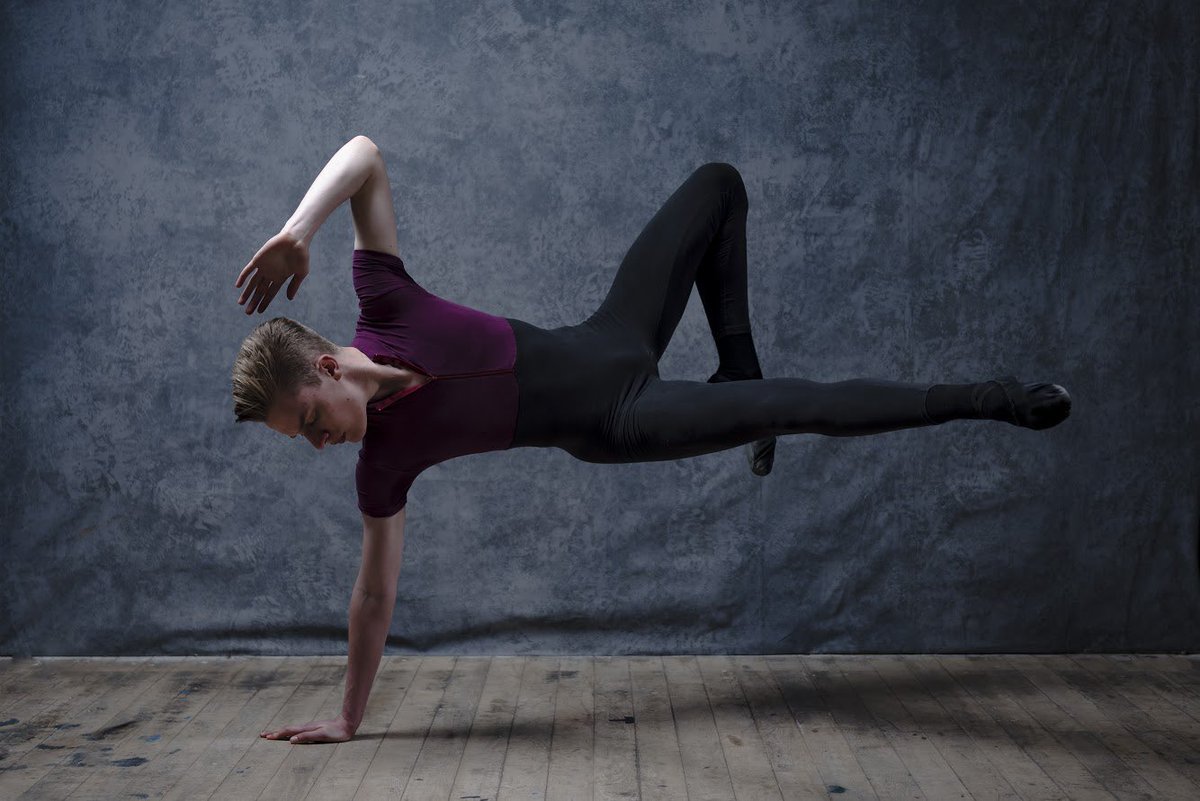 pennymartean's tweet photo. Happy World Ballet Day! #WorldBalletDay2020 #enbs #balletdancer #boysdancetoo @_drewforsyth https://t.co/MIoGSaNfs6