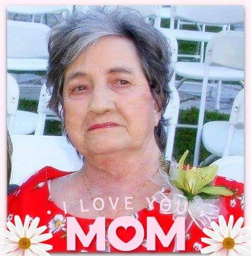 MariettaDaviz's tweet photo. If you are so fortunate this morning to still have your mom, give her a call or give her a hug, just don't wait for some other day to do it.
#IMissYouMom ❤ https://t.co/zxzbdFrbNi