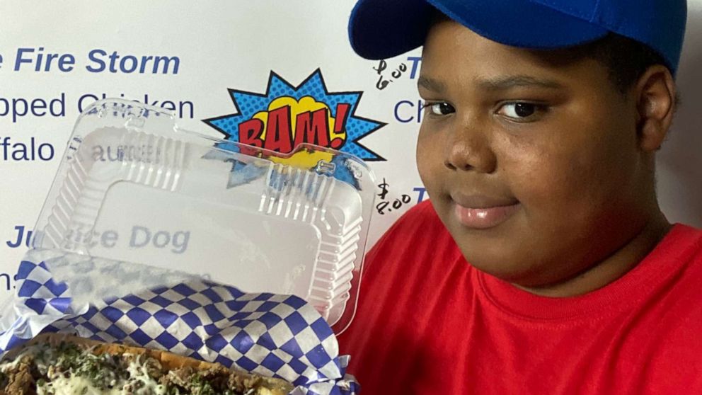 George00114's tweet photo. This 14-year-old entrepreneur turned a hot dog cart into his own restaurant - ABC News https://t.co/AwFpDbeCKq https://t.co/SblGjGLyfg