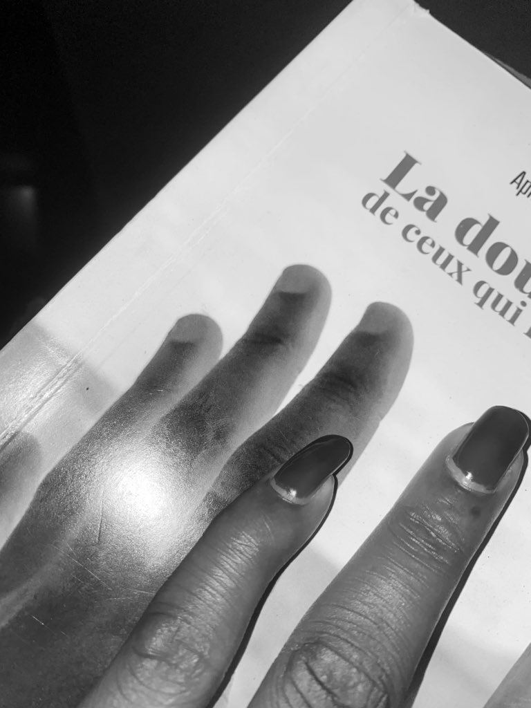 .....il parait que @AphtalC ramasse les fiches de lectures demain..... https://t.co/WtSa7Z1cmy