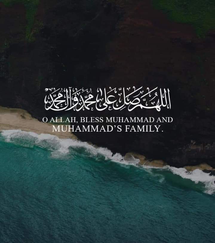 EEjraiban's tweet photo. فيا سيِّدي يا رسولَ الله ، إنَّا وإن لم يَطلُع البدرُ عليْنَا ، فإنَّنا نُحبك وإنَّ نورك قد امتدَّ ووصلَ إلينا ، فصلاةٌ ثمَّ سلامٌ عليكَ حبًَّا وقربًا وشوقًا وعشقًا .. طبت حيًا و ميتًا يارسول الله ﷺ 🖤🍀

#المولد_النبوي_الشريف 
 #رسولنا_خط_احمر
#الا_حبيب_الله https://t.co/IARd9qanUB