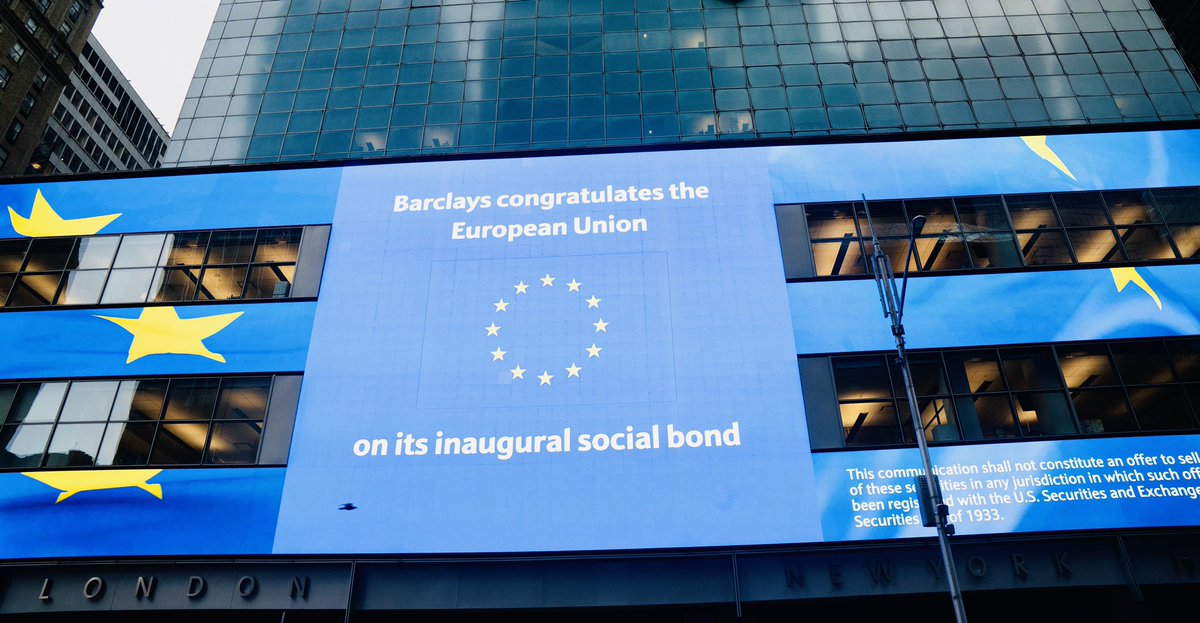 vonderleyen's tweet photo. I’m proud to see our EU colours shine bright on Times Square in New York.

We made history, by issuing the very first EU social bonds under SURE, the EU instrument that protects people’s jobs during the pandemic. https://t.co/BaxQgBG0cV