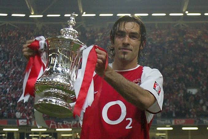 Happy birthday to Robert Pires, my all time favorite Arsenal player 