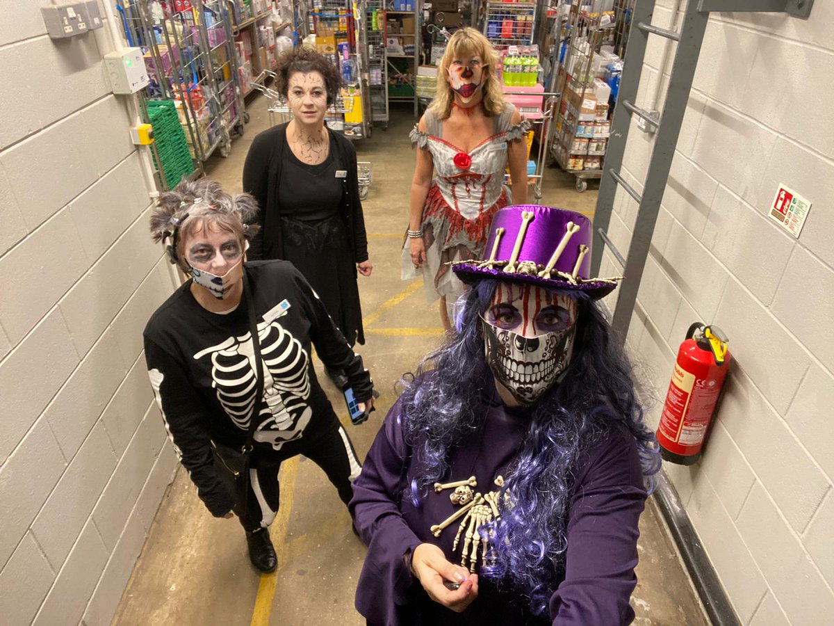 SabianeGrant's tweet photo. Some spooktacular things going on here in Anglesea Street store today, Pop on in to see these goulish characters! Don't forget we're holding a tombola, colouring competition &amp; guess how many sweets in the jar🎃👻😈 @_westie1970 @ColinHayward20 @PeterBatt3 #Halloween #teamsouth https://t.co/bOVnyPeSN5