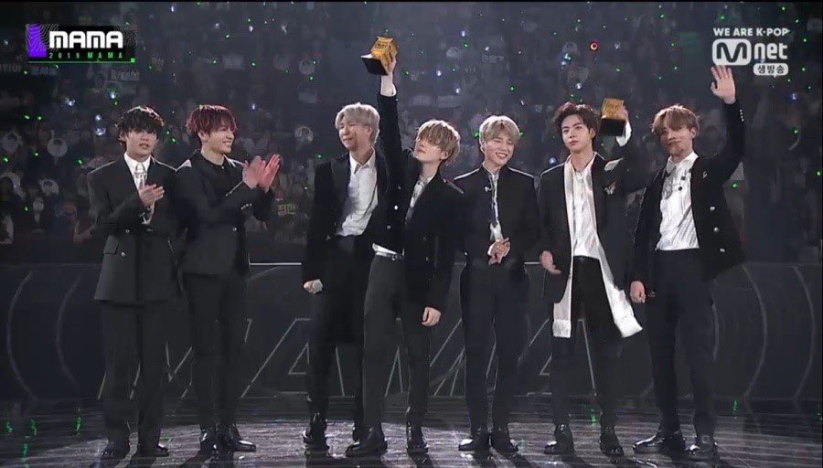 JJUNGKOOK_mona's tweet photo. #2020MAMA 투표방법🙏🏻

📍투표 마감 : 12/5 23:59

투표링크👉https://t.co/HbjJUJtKxe

🌟올해의 가수, 올해의 노래 #BTS_Dynamite 
✔️Worldwide Fans' Choice #MAMAVOTE #BTS 
✔️남자 그룹상
✔️베스트 댄스 퍼포먼스 남자 그룹
✔️베스트 컬래버레이션 - 에잇 (Prod. &amp; Feat. SUGA of BTS) https://t.co/Q8Xy0skCr3