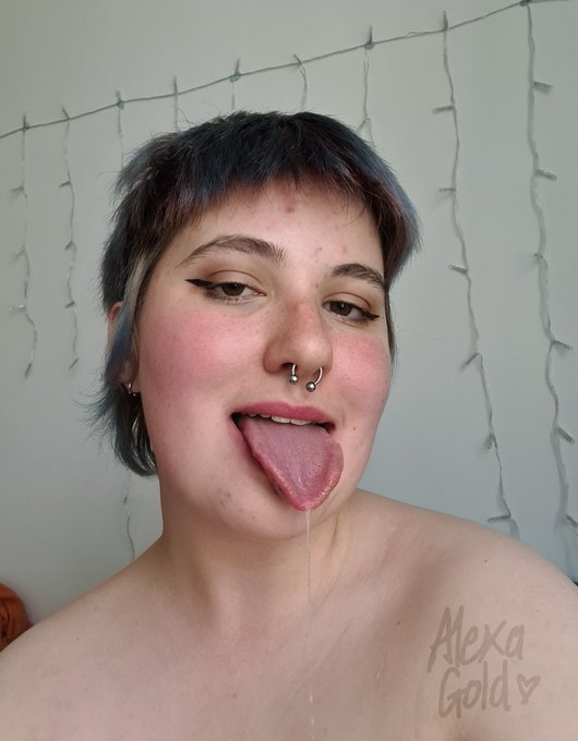 Would you let me drool on you? https://t.co/BZFfpYSIZG