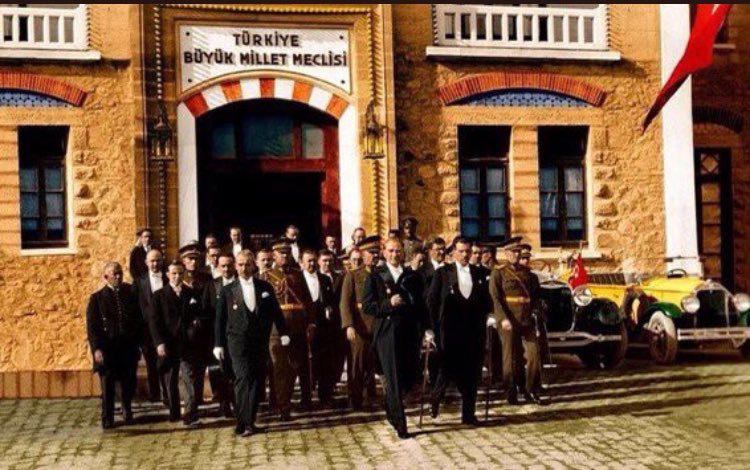 #29EkimCumhiyetBayramımız kutlu olsun. Ne mutlu Türküm diyene!