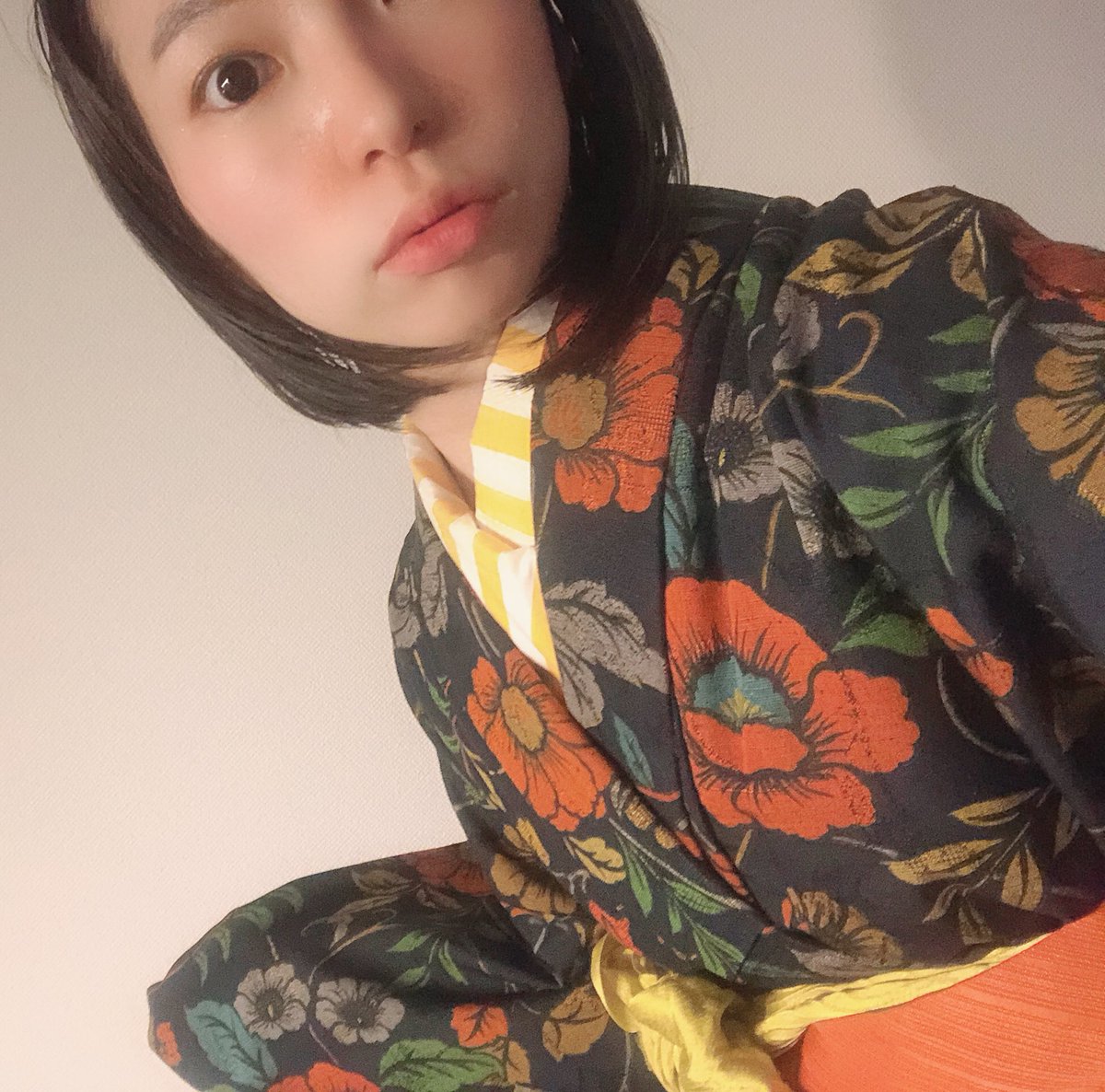 たろちゃん きものんべぇ 今日は和服の日と聞いて 急遽和服で配信 秋色コーデにしてみましたヽ 0 ノ 配信に来てくれた皆さんありがとうございます 着物 着物コーデ Kimono Kimono 秋色 秋色コーデ 猫