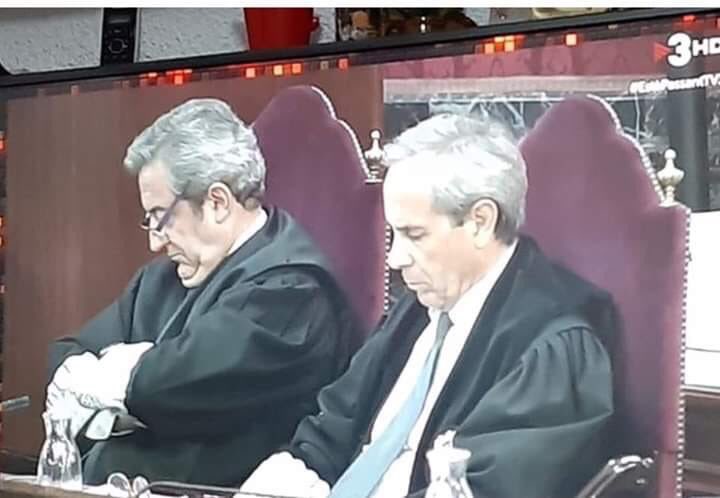 Ursula Von Der Leyen On Twitter I M Proud To See Our Eu Colours Shine Bright On Times Square In New York We Made History By Issuing The Very First Eu Social Bonds