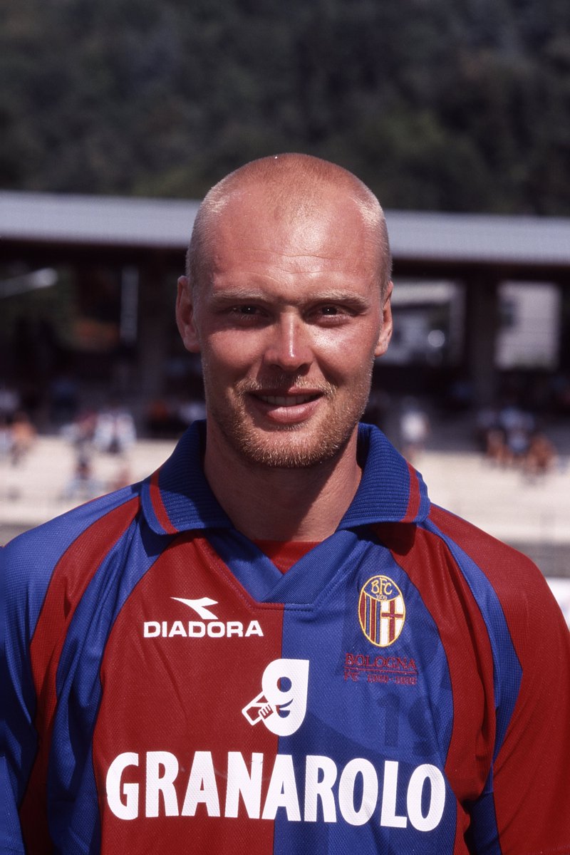 Bolognafc1909's tweet photo. Klas Ingesson sempre con noi https://t.co/Eonl0iCWGb