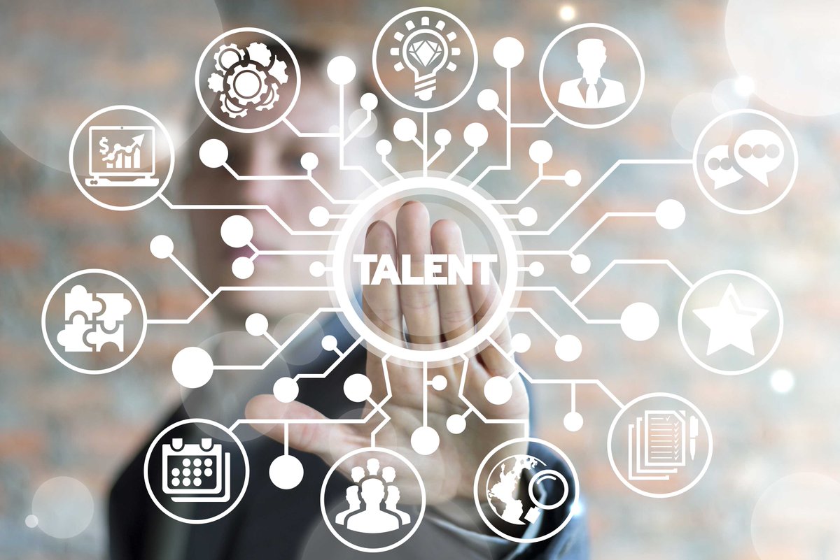 arv_ads's tweet photo. Want to streamline your hiring strategy &amp; improve workflows?  Our beautifully designed, intuitively styled interface is fully integrated with the latest tools. So you can manage all your recruitment processes securely from one single platform. Take a look https://t.co/Klp22Lfv1o https://t.co/4GZzJaa593
