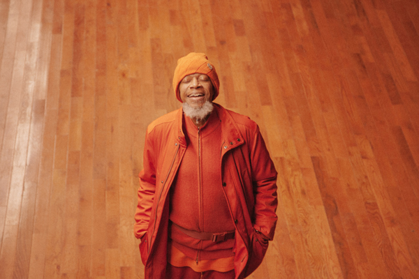 🌟In this episode of THE GARDEN OF FORKING PATHS, <a href="/DJApologetic/">DJ Apologetic</a> is joined by ambient music trailblazer and New Age icon, <a href="/edwardlgordon/">LARAAJI</a> aka Laraaji, for a conversation about chance, improvisation and laughter.

📡Go listen on: bit.ly/35KeHz5

📸Landon Speers
