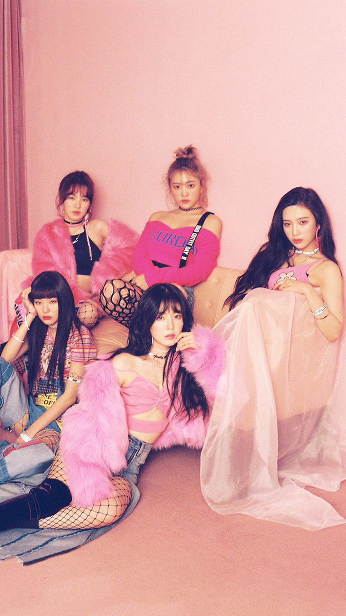 Apipp88689357's tweet photo. I WISH THEY WIN IN MAMA 2020 FROM MNET!! RED VELVET IS THE BEST GIRL GROUP FOR EVER ❤️💛💚💙💜 

- Song Of The Year (SOTY)
- Artist Of The Year (AOTY)
- Best Performance Girl Group
- Best OST 
- Best female group

#MAMAVOTE #RedVelvet @RVsmtown #MnetASIANMUSICAWARDS #2020MAMA https://t.co/aFzCcAWCn6