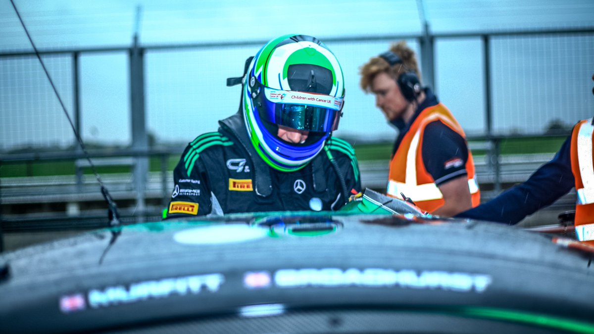 FoxMotorsportOT's tweet photo. #TBT to this week last year and a quadruple win in the #GTCup at Snetterton for Mark Murfitt and Michael Broadhurst in the Fox Mercedes-AMG GT4. 

📸 @Inkedhandimages https://t.co/Zt7UtuhL82
