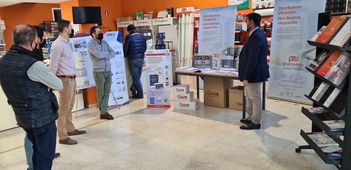 grupo_peisa's tweet photo. Imágenes de la interesante #JornadadeMostrador GAVE realizada en Peisa #LaMancha, presentando todas las novedades en protecciones para #instalacioneselectricas fotovoltaicas⚡️de la gama Solartec. 
¡Gracias a todos los asistentes por venir! 👏🏽👏🏽
#grupopeisa #siemprecontigo https://t.co/QV2XyVv5Ag